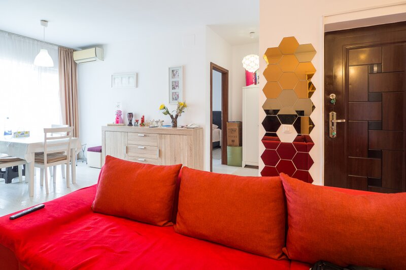 Titan, Rasarit de Soare, apartament mobilat si utilat,