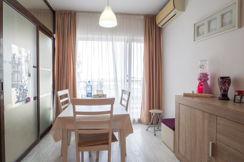 Titan, Rasarit de Soare, apartament mobilat si utilat,